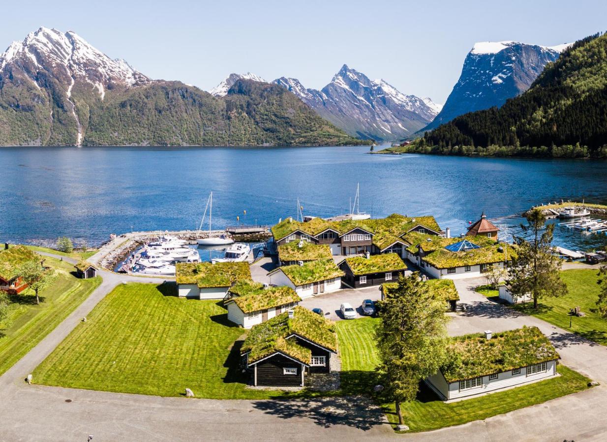 Sagafjord Hotel - By Classic Norway Hotels Saebo  Экстерьер фото